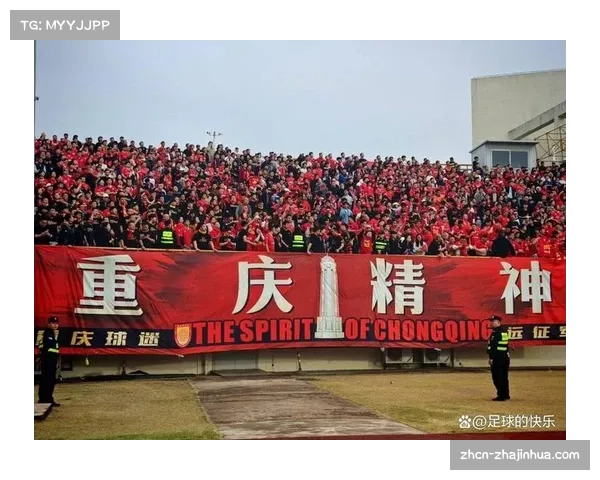 重庆铜梁龙半场1-0领先上海海港，恩加德乌第14分钟头球破门